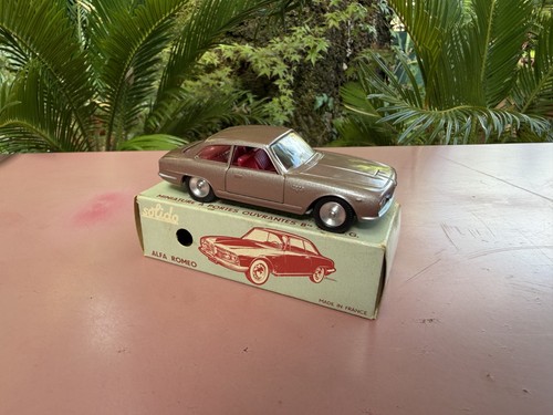 Solido alfa roméo 2600 - alfa,