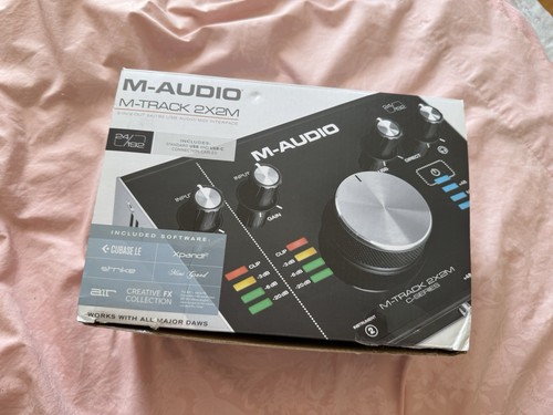 Audio track 2x2m - 2x2m,