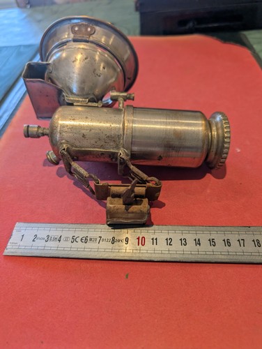 Ancienne lampe carbure - lampe,