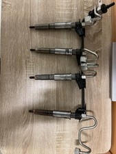 INJECTEUR NISSAN , RENAULT 2.0 DCI REF: 0445115084 , 1660000Q1M (km : 146000) 