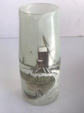 SIGNÉ JEM H.22 cm"LES Moulins sous la neige" vase en verre soufflé décor émaillé