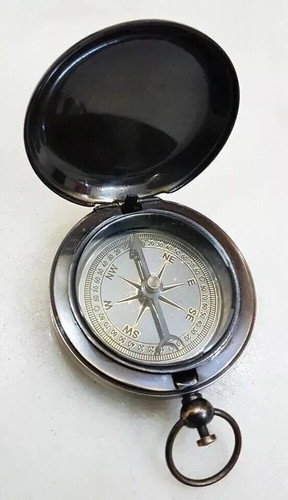 Ancienne boussole poche - ancienne,