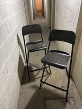 2 chaises haute IKEA modèle
