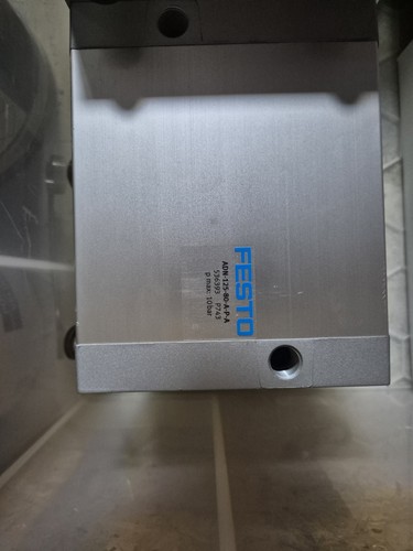 Festo vérin pneumatique
