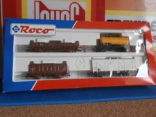 SNCF NEUF COFFRET DE 4 WAGONS