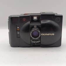 Olympus XA2 avec F.Zuiko 2,8/35 mm