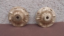 2 anciennes rosaces en laiton