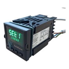 EUROTHERM EPC3016 Régulateur