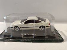 1/43 OPEL CALIBRA BLANCHE DEL