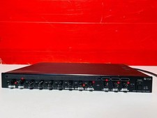 Table de mixage stéréo