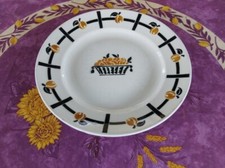 Plat Rond Plat Badonviller Modèle DOC Décor Panier Abricots Orange et Noir 28cm