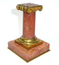 Colonne Corinthienne En Marbre