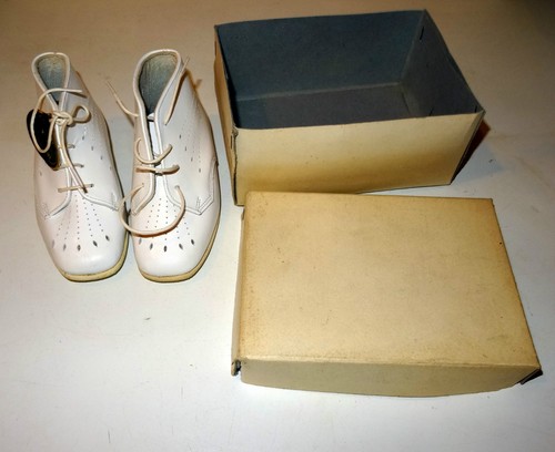Ancienne paire de - n°4,
