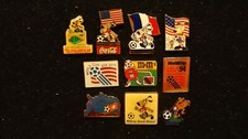 Lot de 10 pin's coupe du monde