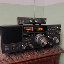 Recepteur hf YAESU  FRG  7700 et antenne active  FRA 7700