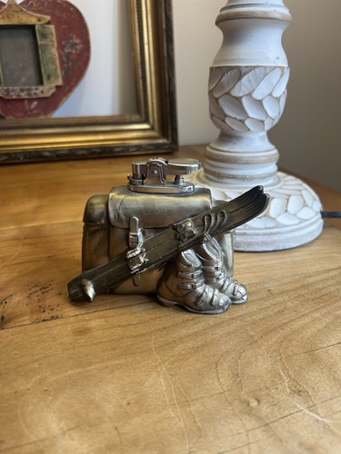 Briquet table vintage - table,