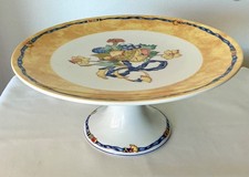 Grand plat à tarte sur pied