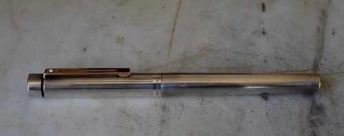 Magnifique stylo roller - stylo,