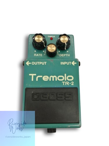 Pédale effet trémolo - pédale, boss