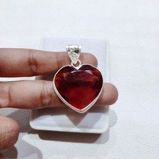 Pendentif pierre précieuse