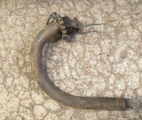 Tube ecrou d echappement - tube, et