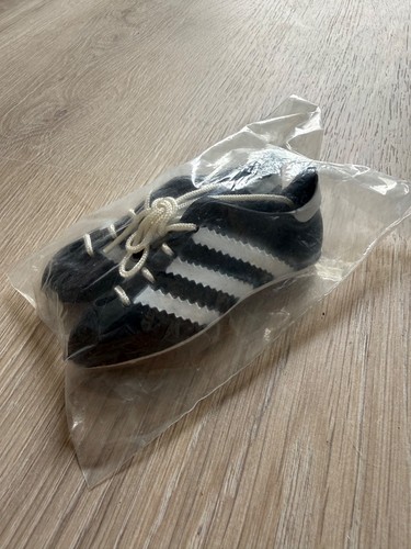 Mini réplique chaussures