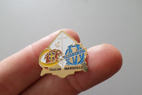Badge pin broche match - broche,
