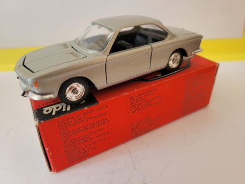 Solido157 bmw 2000 - dinky)157,