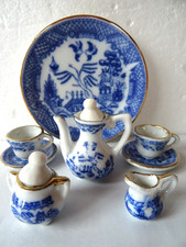 Service à thé miniature en porcelaine, décor oriental