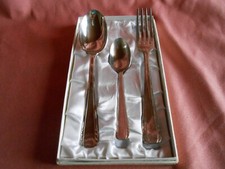 3 Couverts en Métal Argenté Poinçons : 60 g et N.C. 3 étoiles