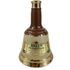 Bouteille Bell's Old Scotch Whisky en Forme de Cloche - Wade, Perth Scotland