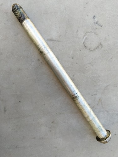 Axe roue avant - roue, 600