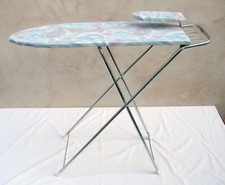 TABLE A REPASSER ENFANT- JEU -