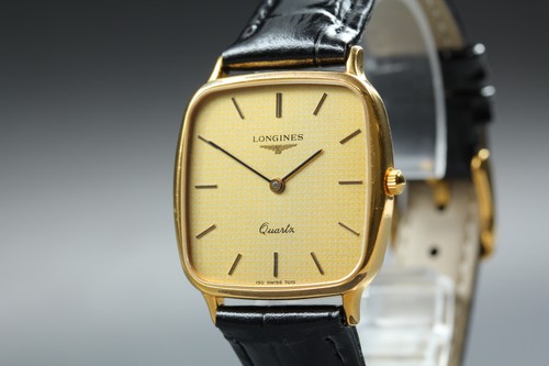 Presque comme neuve montre - [presque,