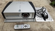 Vidéo-projecteur 16/9 home-cinéma Sanyo PLV-Z2 très bon état et fonctionnel