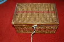 Ancienne boite à couture en