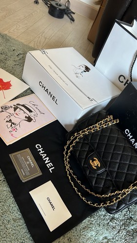 Sac main chanel - À, timeless