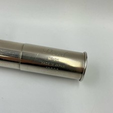 Flûte argentée Pearl NC-96 utilisée avec étui rigide