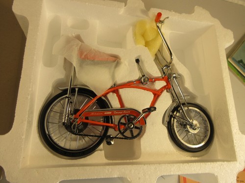 Schwinn sting ray orange - '69,