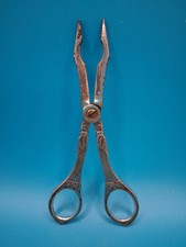 Ancienne paire de ciseaux à