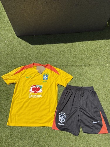 Ensemble foot brésil - ensemble,