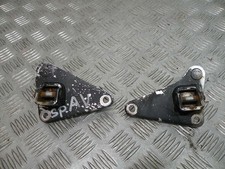 Platine de repose pied avant HONDA 125 SHADOW 4t -2000-