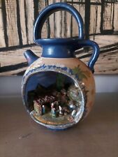 Crèche miniature , gargoulette peinte décor pensée