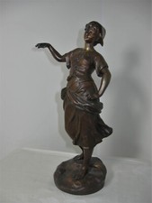 FRANCE XIXe SIECLE - SCULPTURE PECHEUSE EN BRONZE SIGNEE HENRI GIRAUD H 30 cm