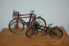 LOT Briquet Ancien en forme de