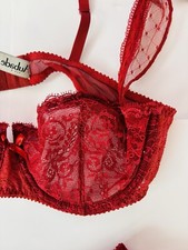 soutien gorge corbeille framboise Aubade taille Fr 85C bas offert 