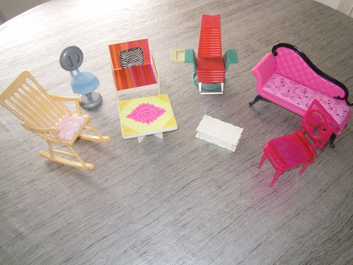 Lot mobilier barbie - mobilier,