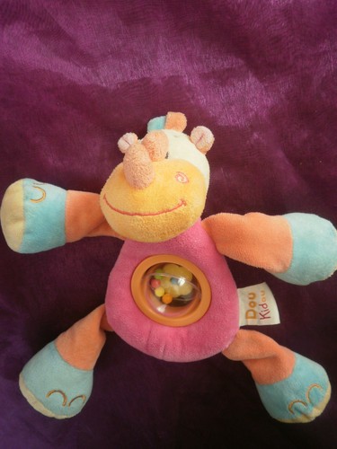 Doudou peluche hochet