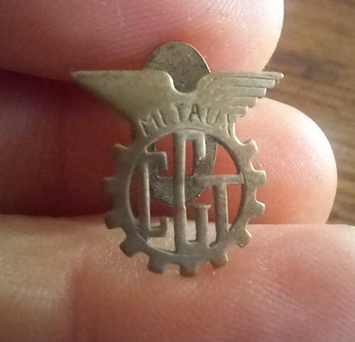 Ancienne boutonnière cgt - boutonnière,