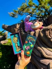 VENTE ANTICIPE Clef Clé Cle Key Mad Hatter's Tea Cups.  Disney Paris DLP LE